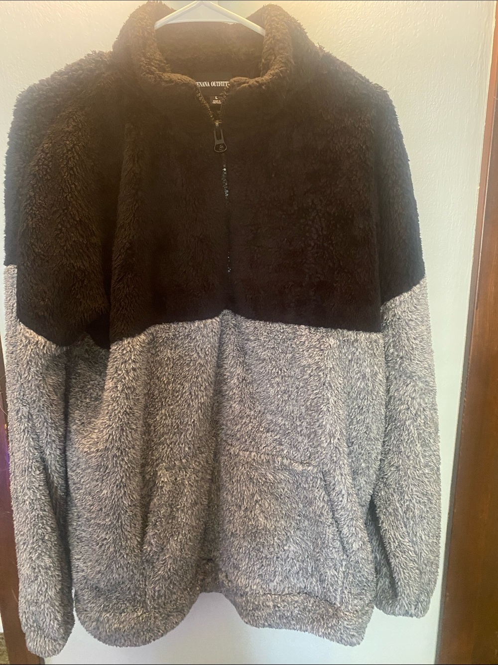 Zenana Outfitters Black Plush Zip-Up Jacket